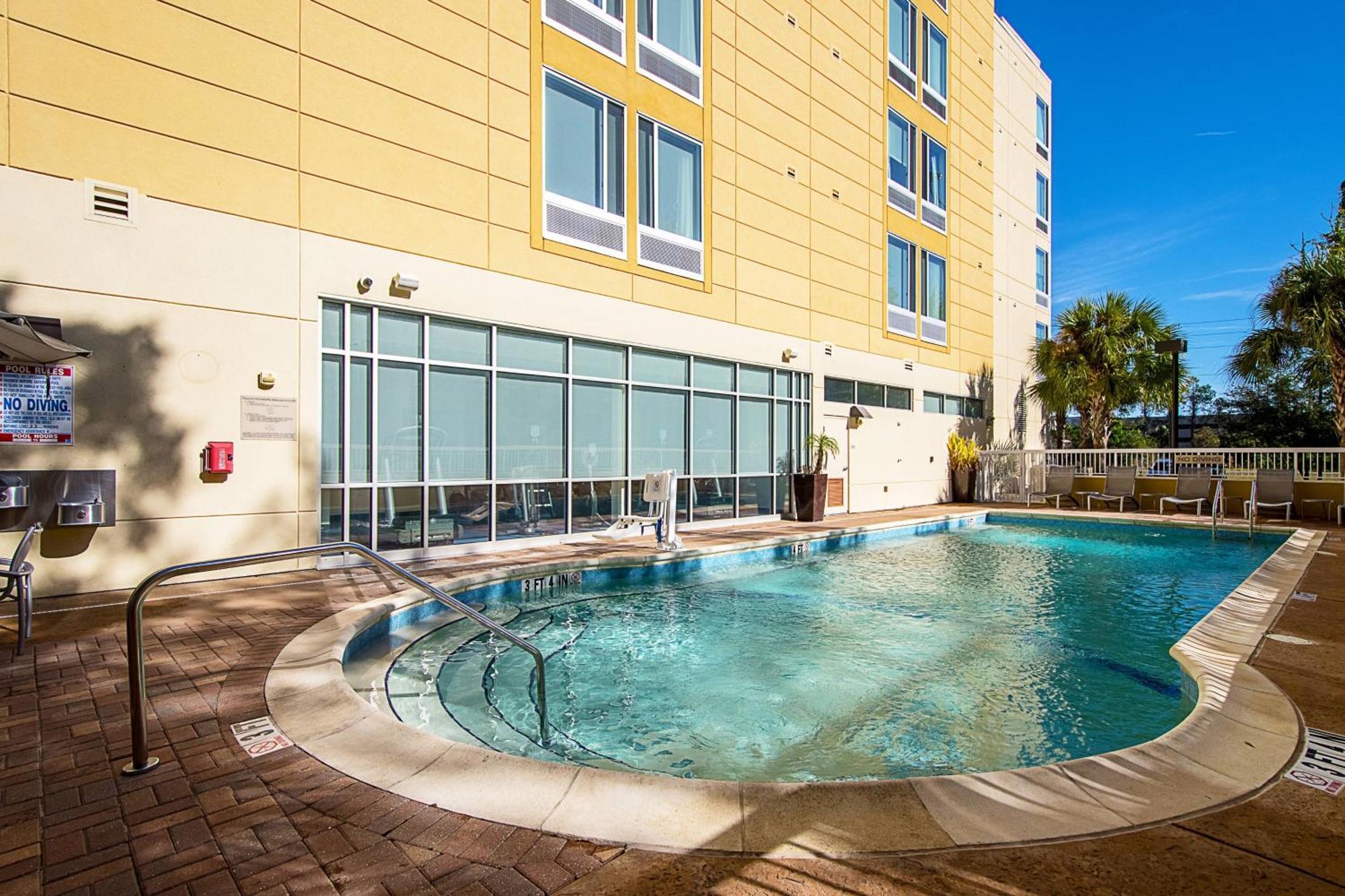 Springhill Suites Tampa North/Tampa Palms Exterior foto