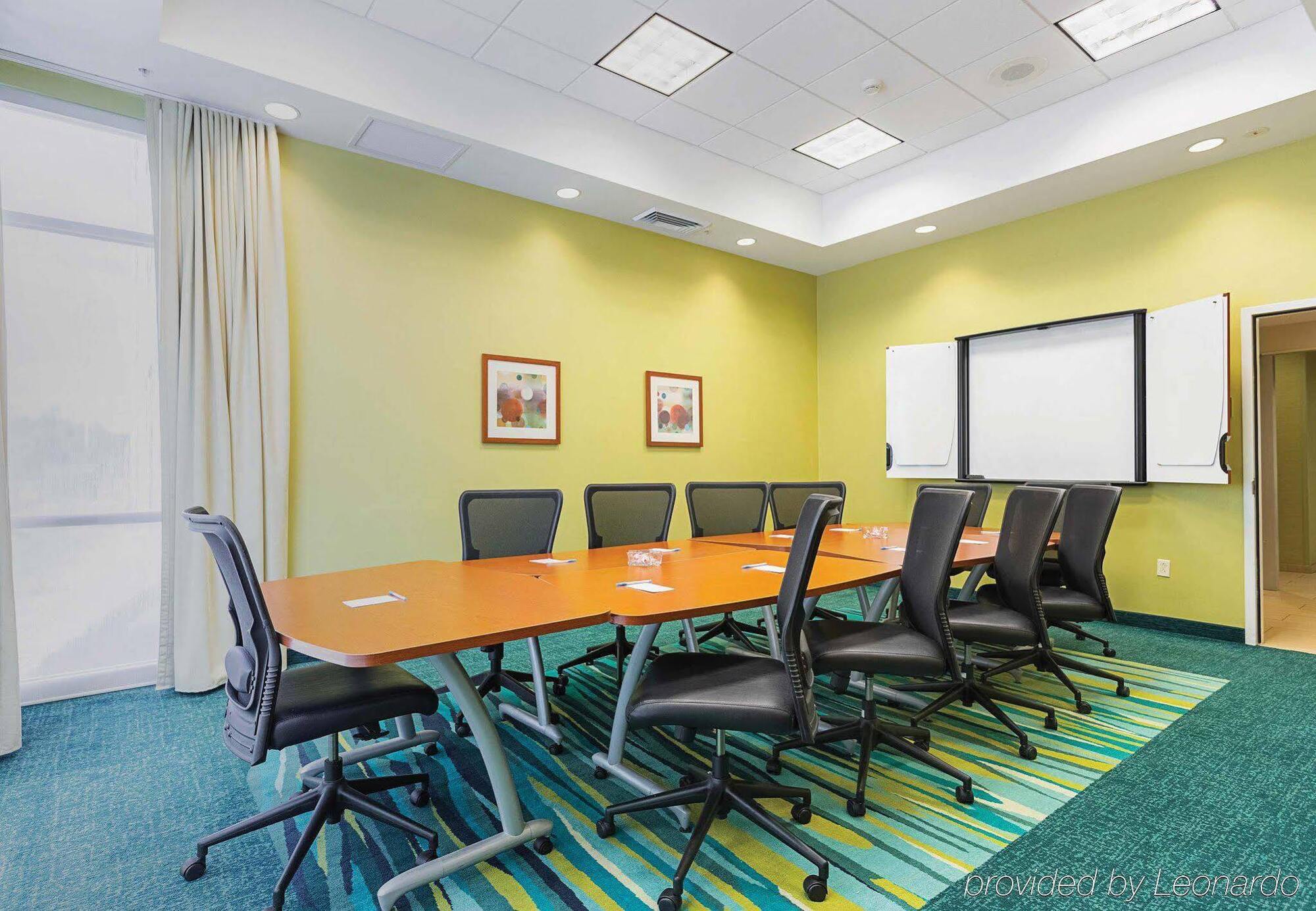 Springhill Suites Tampa North/Tampa Palms Exterior foto