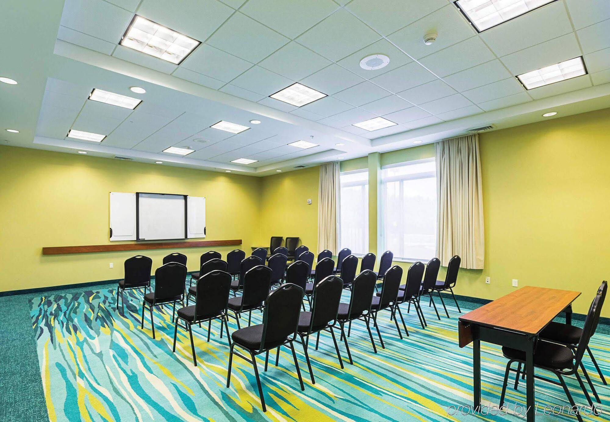 Springhill Suites Tampa North/Tampa Palms Exterior foto